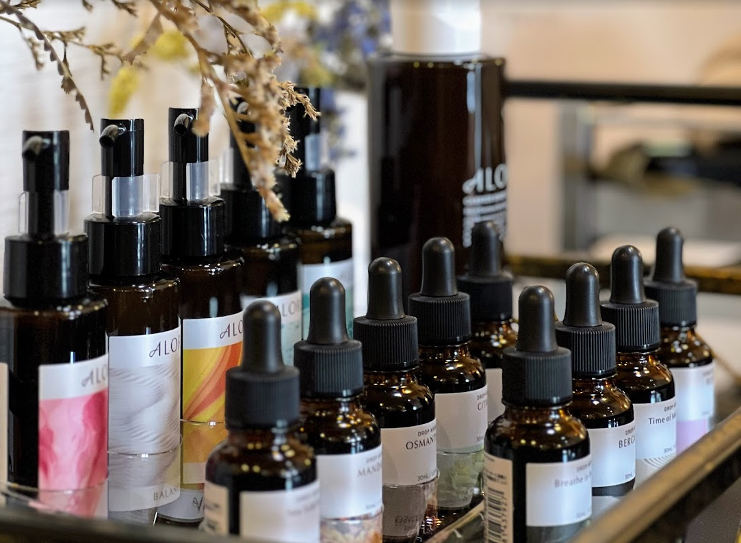 岸和田アンジュルエダのアロマヘッドスパで使用する美髪・育毛促進・リフトアップ・美肌ケアのアロマオイル